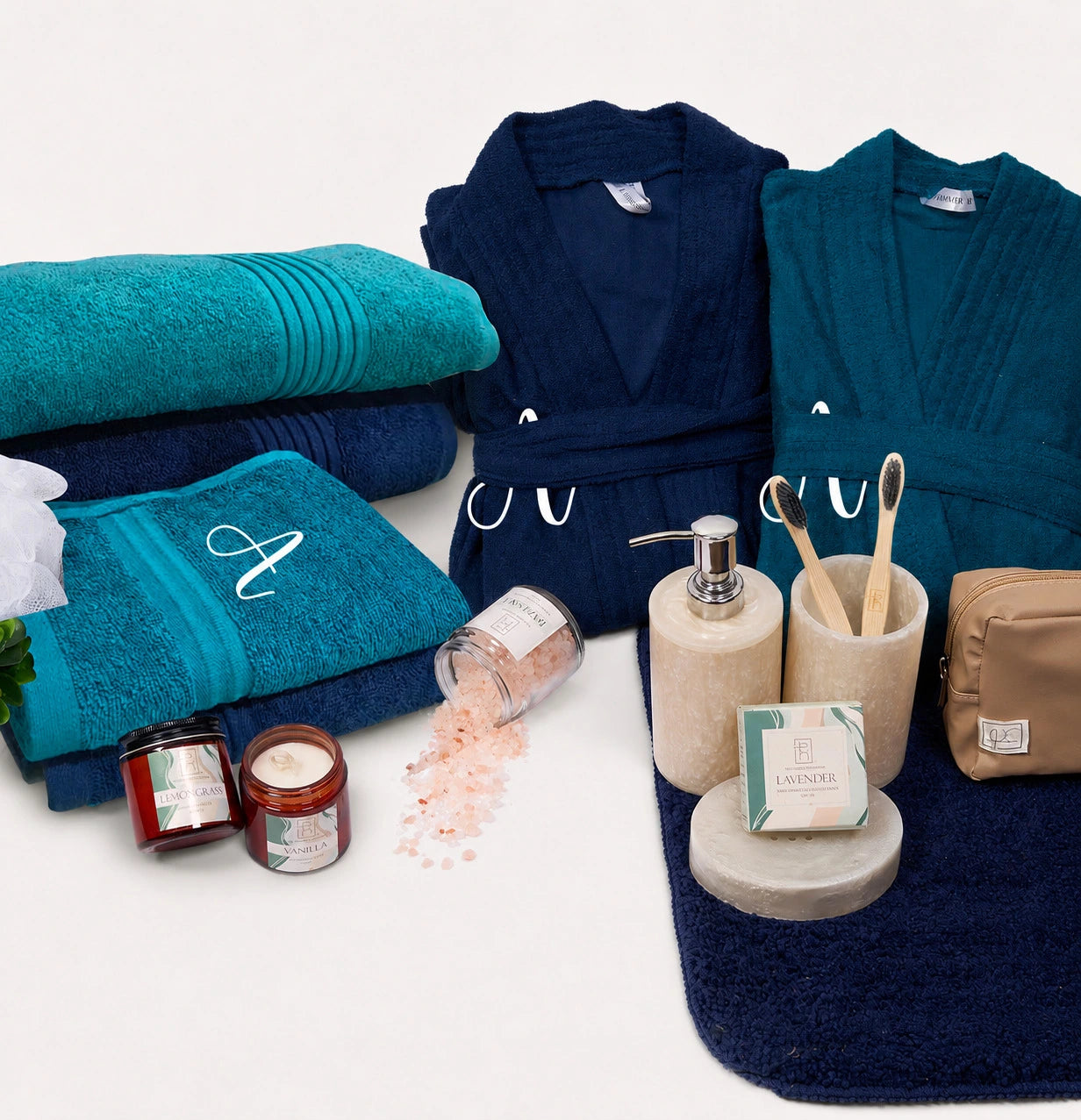 THE's Signature Bath & Spa Hamper | 18 Piece Set