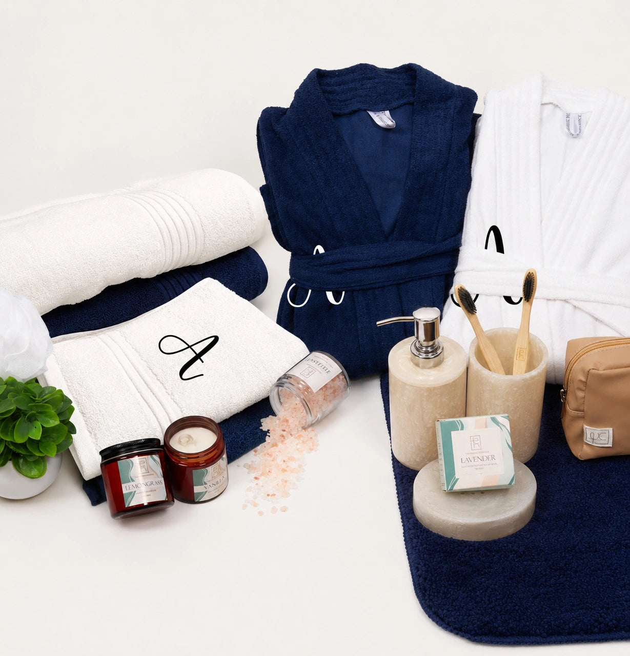 THE's Signature Bath & Spa Hamper | 18 Piece Set